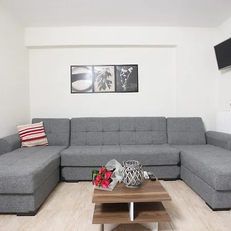 Brand New Quite Relaxing Appartement